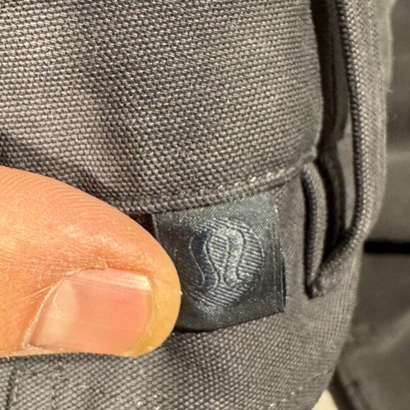 Lululemon‎ ABC Men Pants Size 32x33 Dark Gray Mid Rise Regular Fit Gusset - Picture 4 of 11